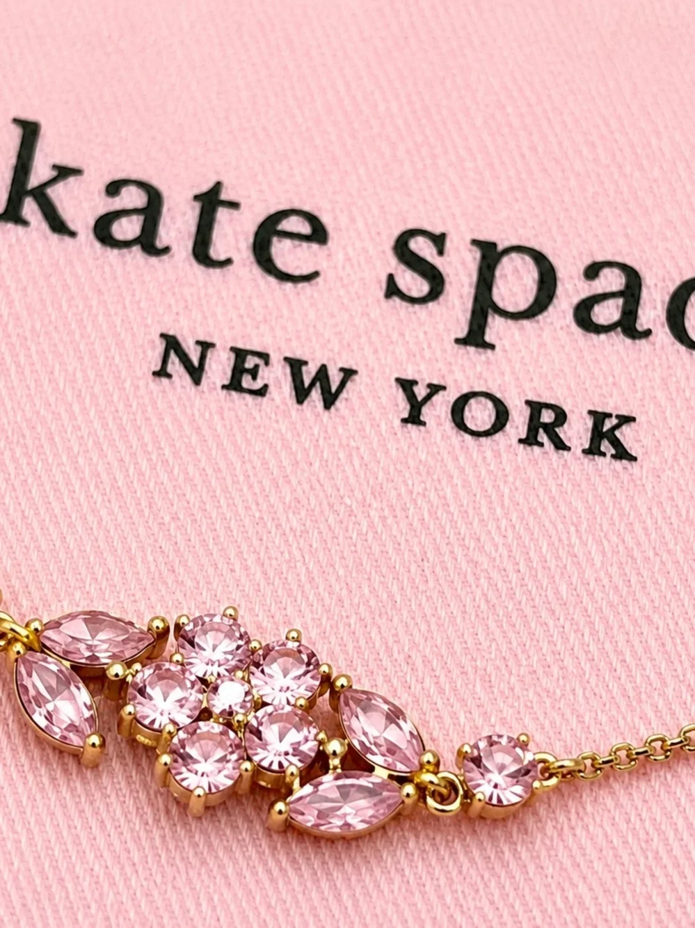 Kate Spade "Gleaming Gardenia Flower" Slider Bracelet NWOT - Picture 2 of 5